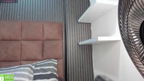 sussy_vixen online show from January 13, 2026, 4:07 am