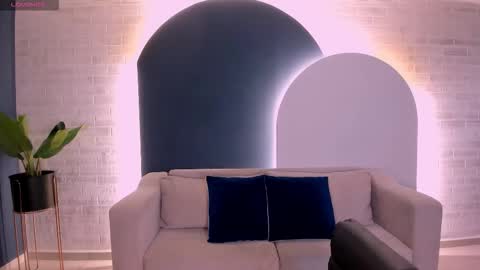 Snapshot of sussybell_ chatting on January 6, 2026, 3:10 am Sussy Bell online show from January 6, 2026, 3:10 am