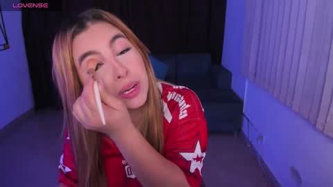 Susy online show from November 18, 2025, 3:12 am