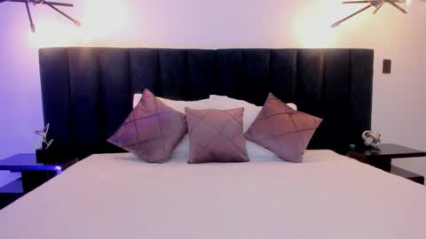 susyy online show from March 1, 2026, 3:52 am