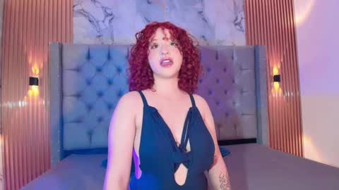 suxan_white online show from September 24, 2025, 11:35 am