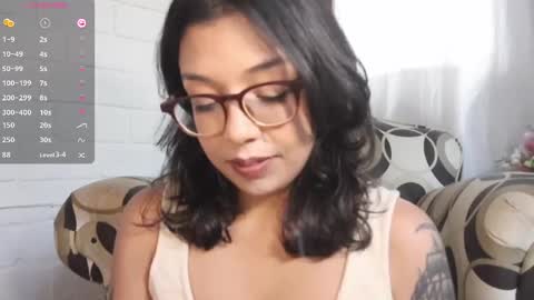 Suzie online show from November 1, 2025, 5:15 pm