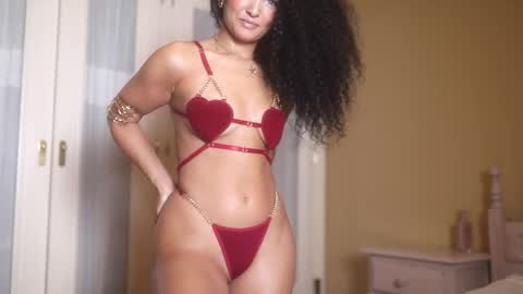 suzysuza online show from September 16, 2025, 3:13 pm