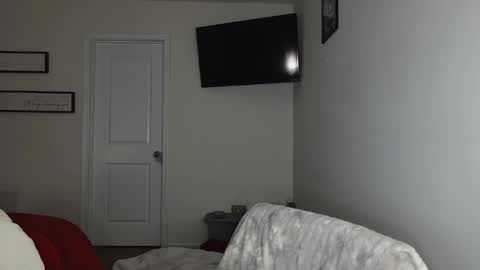 Snapshot of svtf2323 chatting on February 22, 2025, 12:49 am SV online show from February 22, 2025, 12:49 am