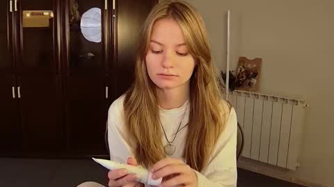 Snapshot of swag_evalution chatting on October 28, 2025, 5:11 am Eva online show from October 28, 2025, 5:11 am