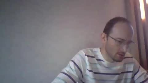 Snapshot of swarogpl chatting on January 8, 2025, 8:27 am swarogpl online show from January 8, 2025, 8:27 am