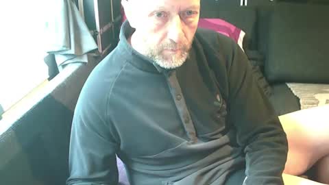 Snapshot of swartarn chatting on June 9, 2026, 12:50 pm ArnSwart online show from June 9, 2026, 12:50 pm