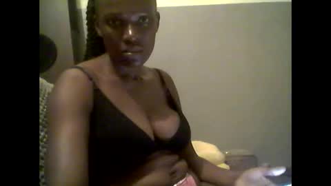 sweaterhot online show from June 2, 2026, 4:25 am
