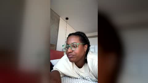 Snapshot of sweer_oshun chatting on June 24, 2026, 11:26 pm Evangeline online show from June 24, 2026, 11:26 pm
