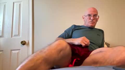 Zeppelin man online show from April 12, 2026, 2:22 pm