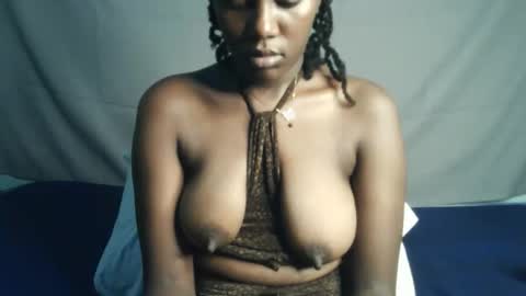 sweet69berry online show from December 19, 2025, 2:40 am