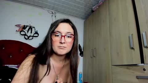 sweet__suck69bitch online show from January 1, 2025, 12:53 am