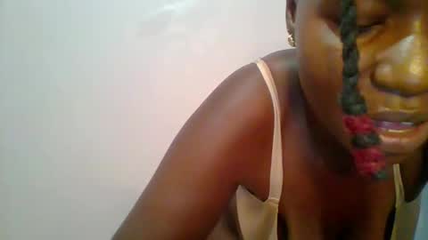 Snapshot of sweet_arianna_ chatting on February 18, 2025, 7:30 pm timaya online show from February 18, 2025, 7:30 pm