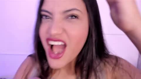 Asheley online show from March 29, 2026, 2:33 am