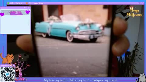 Snapshot of sweet_bluee chatting on October 27, 2025, 2:10 pm Tutti online show from October 27, 2025, 2:10 pm