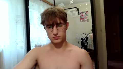Snapshot of sweet_boy06 chatting on July 10, 2026, 9:56 am Sweet boy06 online show from July 10, 2026, 9:56 am