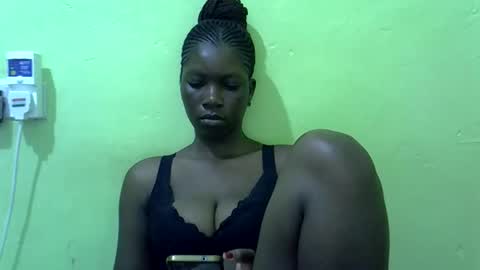 Snapshot of sweet_cherie1 chatting on June 6, 2026, 6:40 am sweet_cherie1 online show from June 6, 2026, 6:40 am