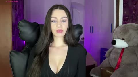 Snapshot of sweet_cherry_n chatting on May 5, 2026, 8:28 pm Sweet Cherry online show from May 5, 2026, 8:28 pm