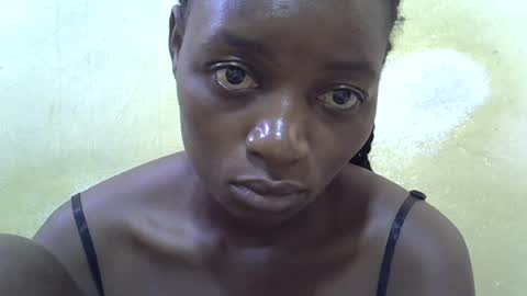 Snapshot of sweet_elena24 chatting on June 20, 2026, 7:22 am shillah online show from June 20, 2026, 7:22 am