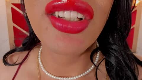 Snapshot of sweet_eliizabeth chatting on June 3, 2026, 2:33 pm sweet_eliizabeth online show from June 3, 2026, 2:33 pm
