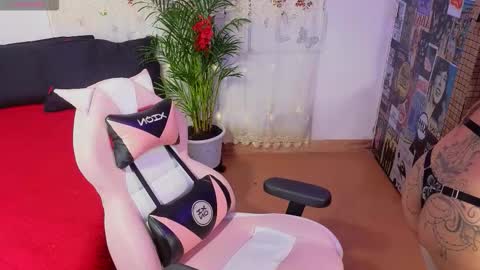 sweet thani online show from December 2, 2025, 3:01 am