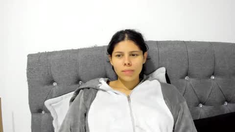 Hanna online show from January 2, 2025, 2:43 am