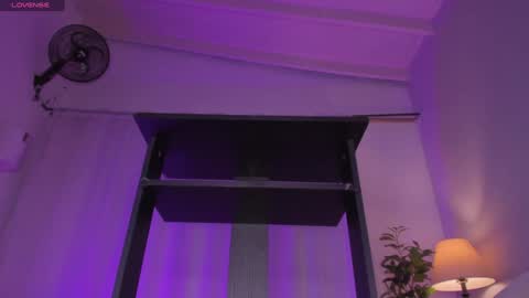 Snapshot of sweet_kahia chatting on January 19, 2025, 2:15 am Diana online show from January 19, 2025, 2:15 am