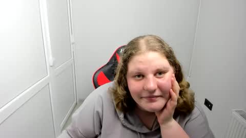 Karla online show from May 26, 2026, 2:24 pm