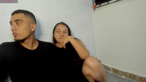 Chloe And Oliver online show from November 4, 2025, 1:27 am