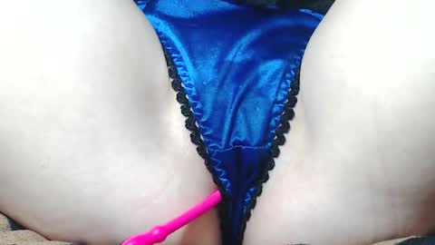 Snapshot of sweet_kitten25 chatting on May 9, 2026, 8:19 am Kitten online show from May 9, 2026, 8:19 am