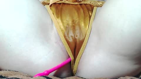 Snapshot of sweet_kitten25 chatting on May 16, 2026, 12:04 pm Kitten online show from May 16, 2026, 12:04 pm