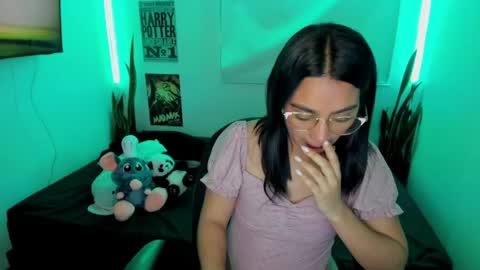 Lina online show from March 31, 2026, 12:45 am