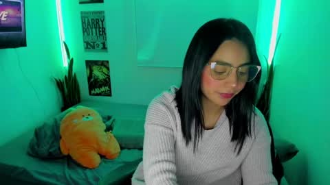Snapshot of sweet_lina1 chatting on April 21, 2026, 12:34 am Lina online show from April 21, 2026, 12:34 am