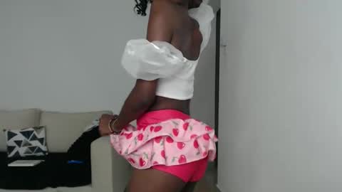 sweet_little_sin online show from March 17, 2026, 6:55 pm