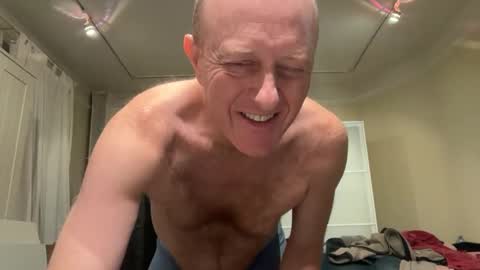 sweet_love_2020 online show from October 27, 2025, 12:15 am