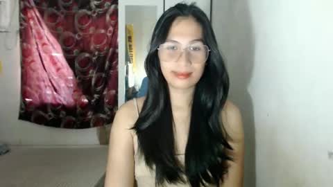 Marie online show from April 5, 2026, 2:09 am