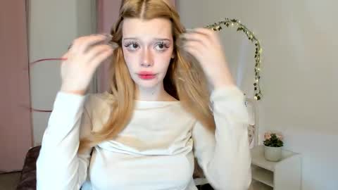 Melissa. Join me on Fansly link in social medias online show from March 22, 2026, 9:07 pm