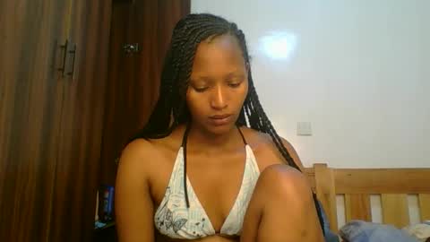 Snapshot of sweet_melod chatting on March 4, 2026, 2:50 am Linda online show from March 4, 2026, 2:50 am