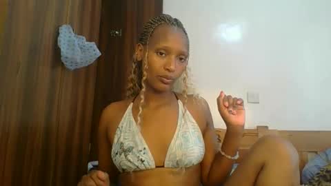 Snapshot of sweet_melod chatting on March 14, 2026, 10:32 am Linda online show from March 14, 2026, 10:32 am