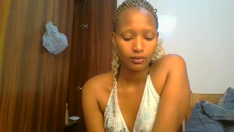 Snapshot of sweet_melod chatting on March 15, 2026, 1:55 am Linda online show from March 15, 2026, 1:55 am