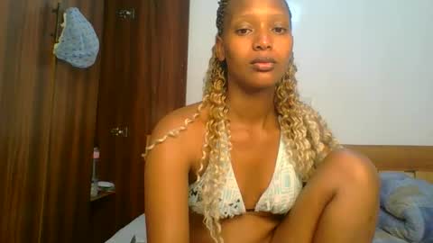 Snapshot of sweet_melod chatting on March 20, 2026, 2:38 am Linda online show from March 20, 2026, 2:38 am