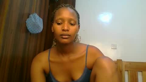 Snapshot of sweet_melod chatting on March 27, 2026, 5:23 pm Linda online show from March 27, 2026, 5:23 pm