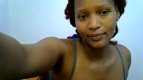 Snapshot of sweet_melod chatting on July 16, 2026, 11:55 pm Linda online show from July 16, 2026, 11:55 pm