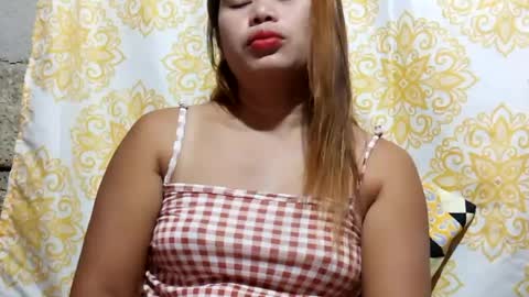 Snapshot of sweet_nina4uxx chatting on July 15, 2026, 12:54 pm Nina online show from July 15, 2026, 12:54 pm