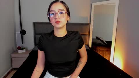 Snapshot of sweet_obsession__ chatting on February 10, 2026, 12:20 pm Sweet Obsession online show from February 10, 2026, 12:20 pm