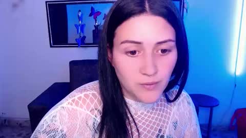 sweet_poison_666 online show from April 18, 2026, 10:43 pm