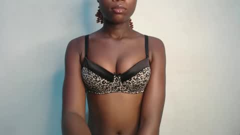 Snapshot of sweet_rayaxx chatting on February 9, 2026, 5:06 pm raya online show from February 9, 2026, 5:06 pm