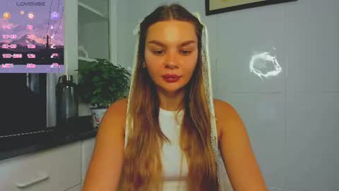 Snapshot of sweet_sabriina chatting on June 23, 2026, 6:44 am Sabina online show from June 23, 2026, 6:44 am