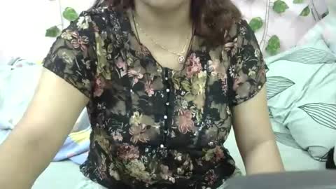 Snapshot of sweet_shivani chatting on April 4, 2026, 11:46 pm sweet_shivani online show from April 4, 2026, 11:46 pm