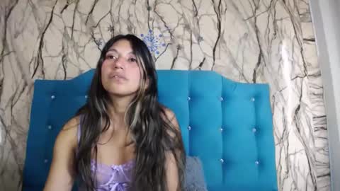 Snapshot of sweet_skylove_ chatting on December 23, 2024, 6:16 pm Adriana online show from December 23, 2024, 6:16 pm